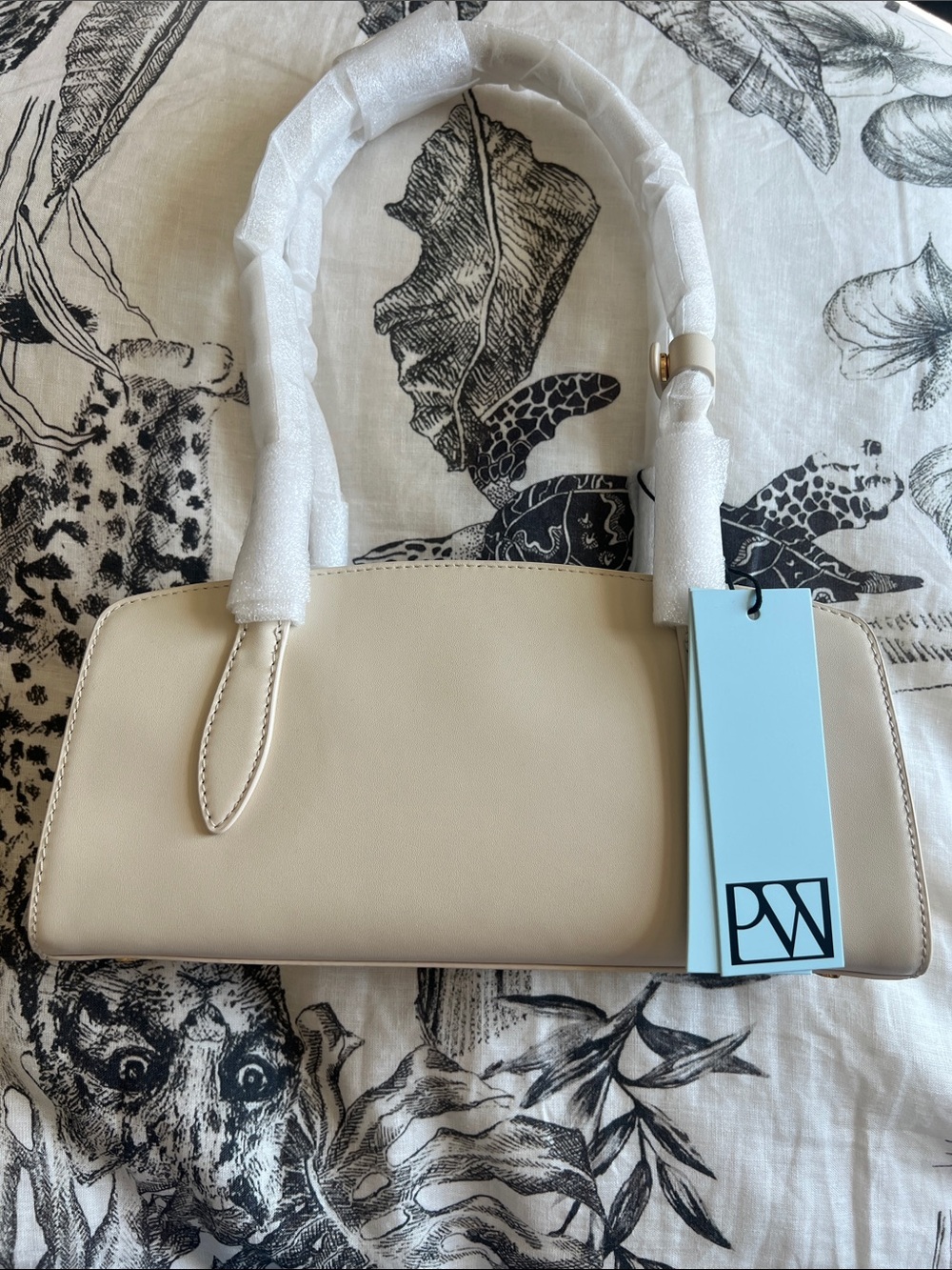 Parisa Wang Gabrielle Small East-West Shoulder Bag - Picture 4 of 5